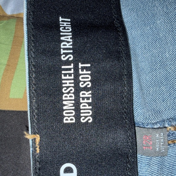 Rhinestone Straight leg torrid bombshell jeans - Picture 3 of 4